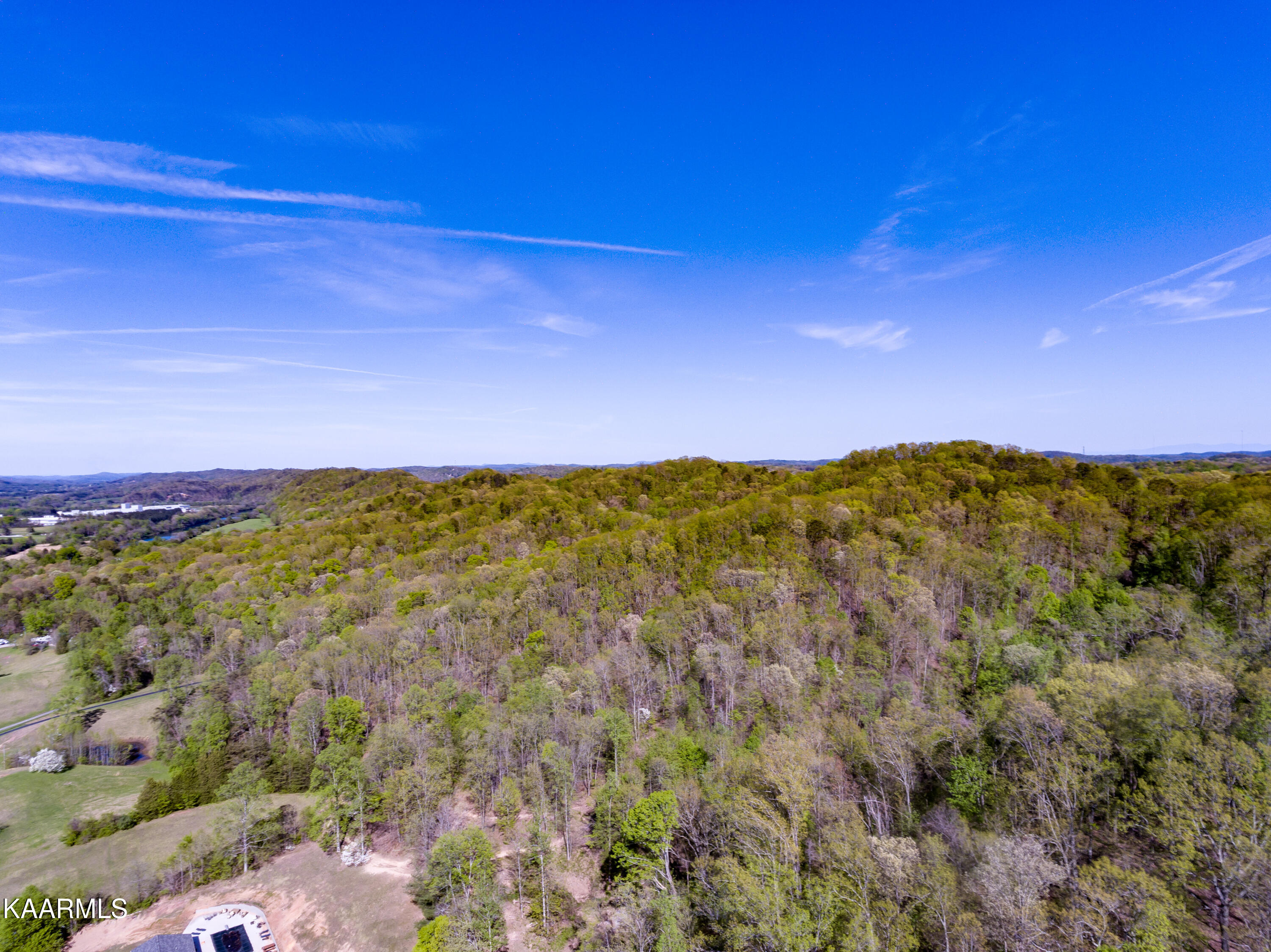 Lee Road Clinton, TN 37716 - Photo 11 of 16 023230410-4-318LeeRdClintonTN-SMALL