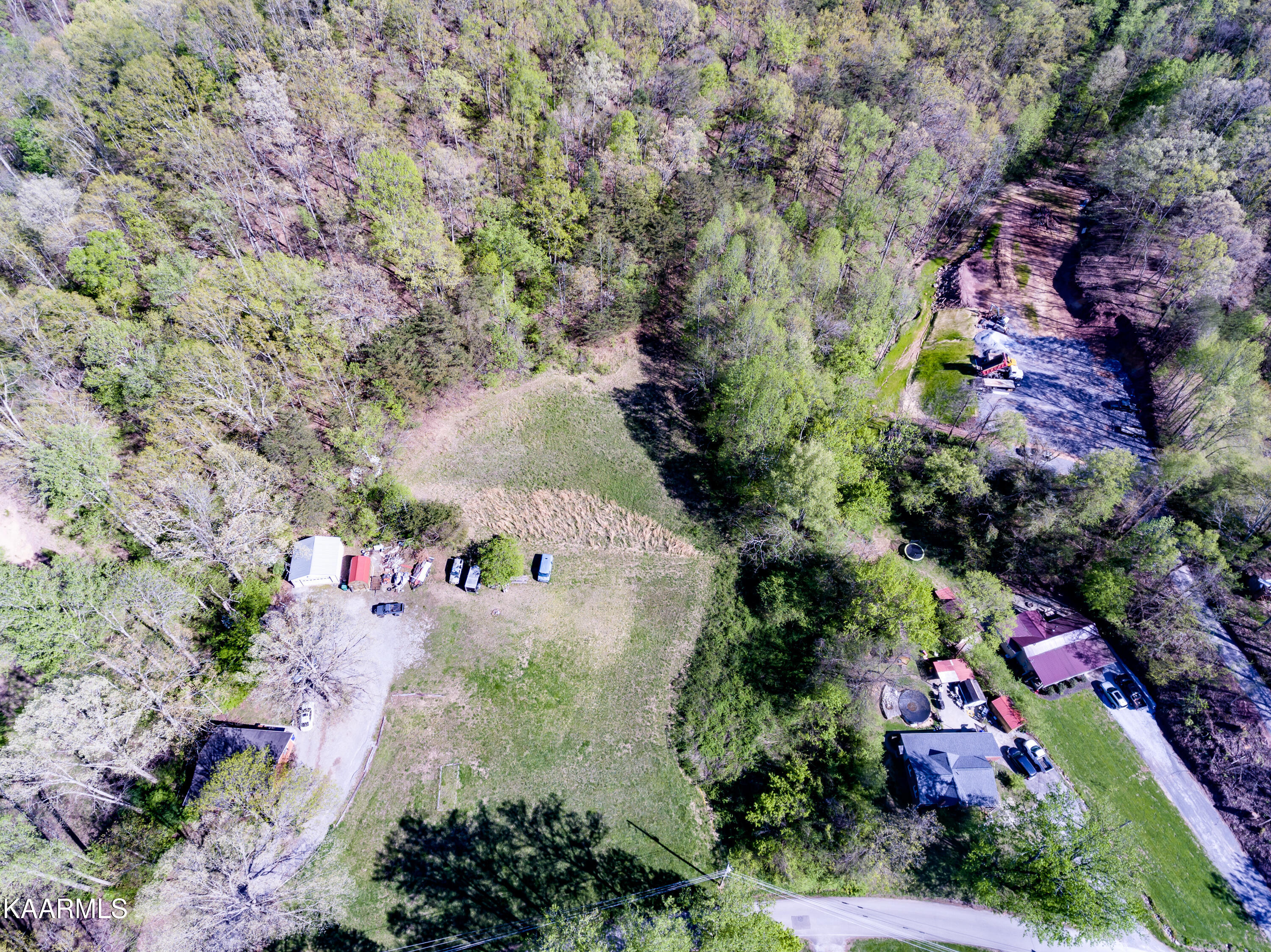 Lee Road Clinton, TN 37716 - Photo 6 of 16 011230410-4-318LeeRdClintonTN-SMALL