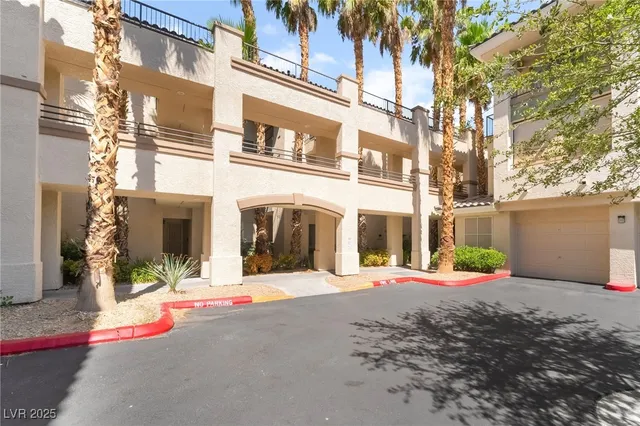 $249,999 | 7123 South Durango Drive, Unit 204, Las Vegas, NV 89113