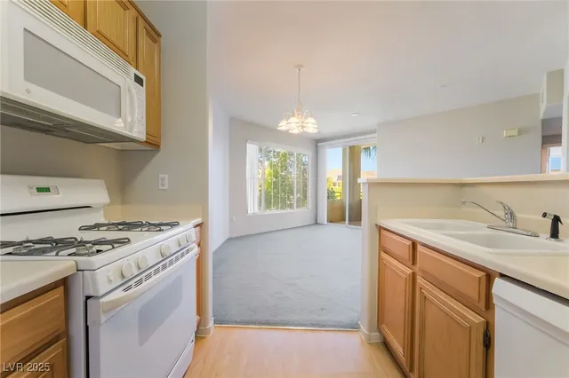$249,999 | 7123 South Durango Drive, Unit 204, Las Vegas, NV 89113