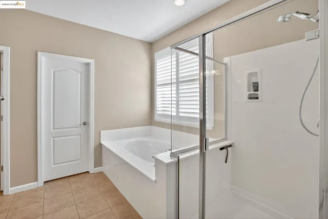 a view of a yard with furniture