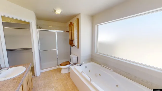 $389,900 | 1960 Waterford, Casper, WY 82609