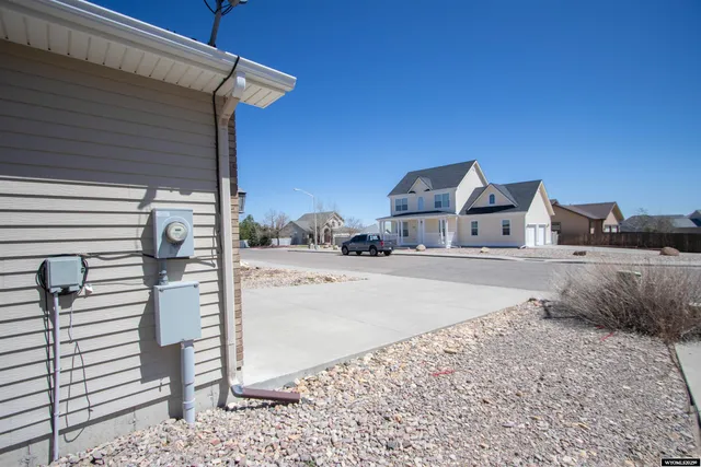 $389,900 | 1960 Waterford, Casper, WY 82609