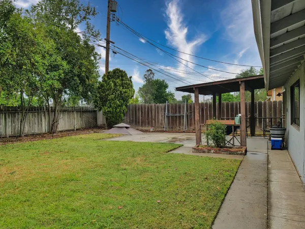 $485,000 | 1037 Tenaya Court, Manteca, CA 95337