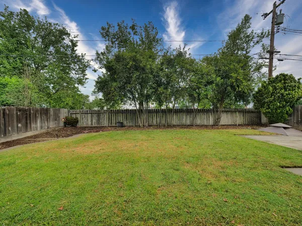 $485,000 | 1037 Tenaya Court, Manteca, CA 95337