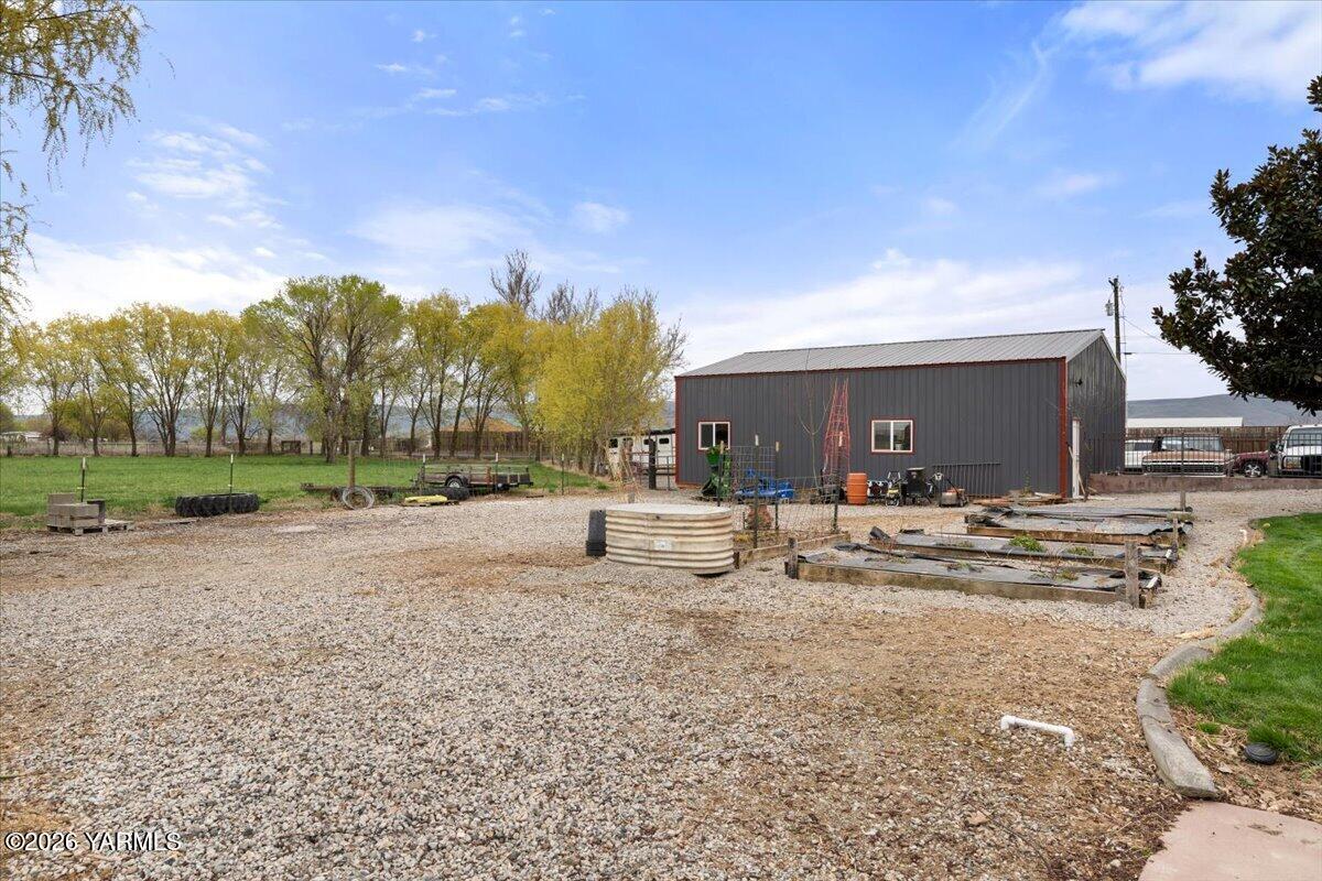 168802 West Johnson Road Prosser, WA 99350 - Photo 35 of 47 37-DSC0844