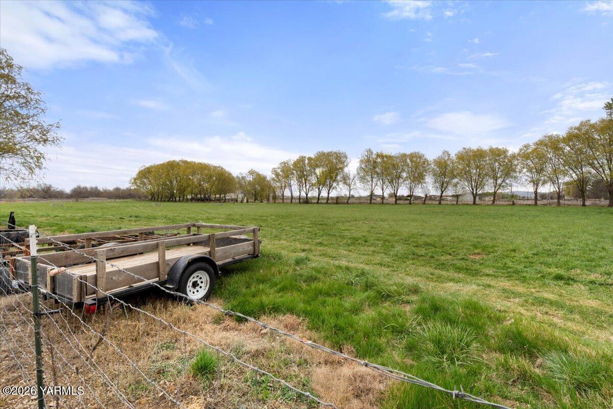 168802 West Johnson Road Prosser, WA 99350 - Photo 38 of 47 40-DSC0859