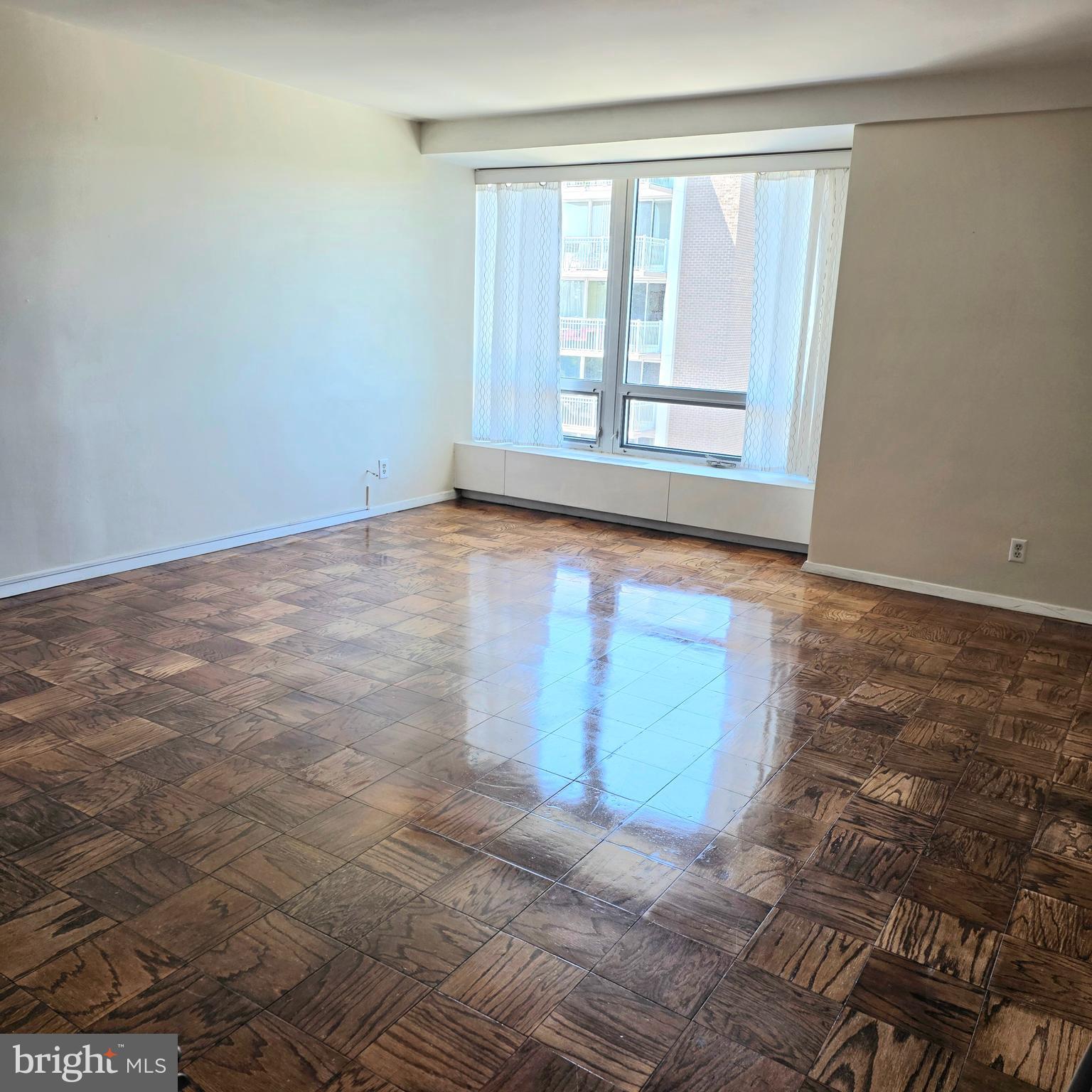 1435 4th Street Southwest, Unit B617 Washington, DC 20024 - Photo 11 of 30 Living Room