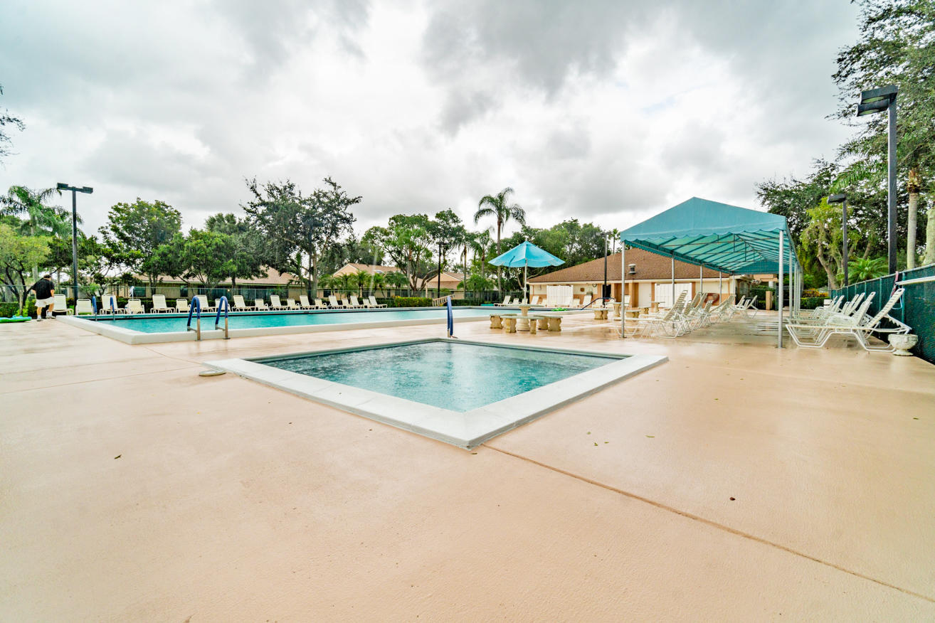 8445 Springlake Drive, Unit B Boca Raton, FL 33496 - Photo 38 of 42 Parkshore Pool