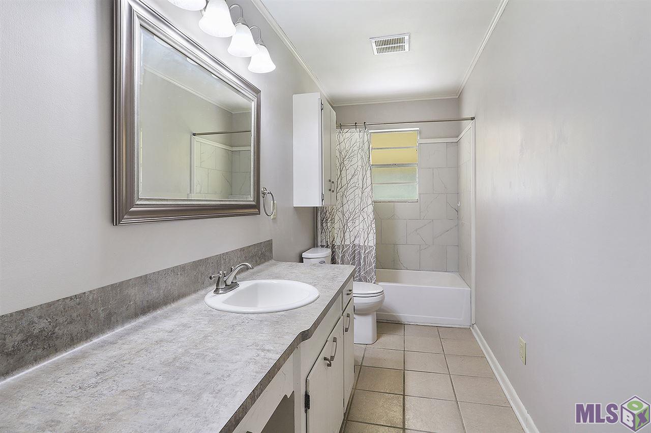 41447 Churchpoint Road Gonzales, LA 70737 - Photo 13 of 19 Main Bath