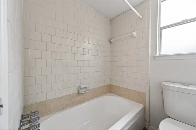 $1,850 | 5414 Spanish Oak Drive, Houston, TX 77066