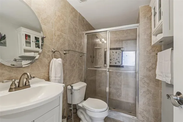 $320,000 | 7441 Wayne Avenue, Unit 2B, Miami Beach, FL 33141