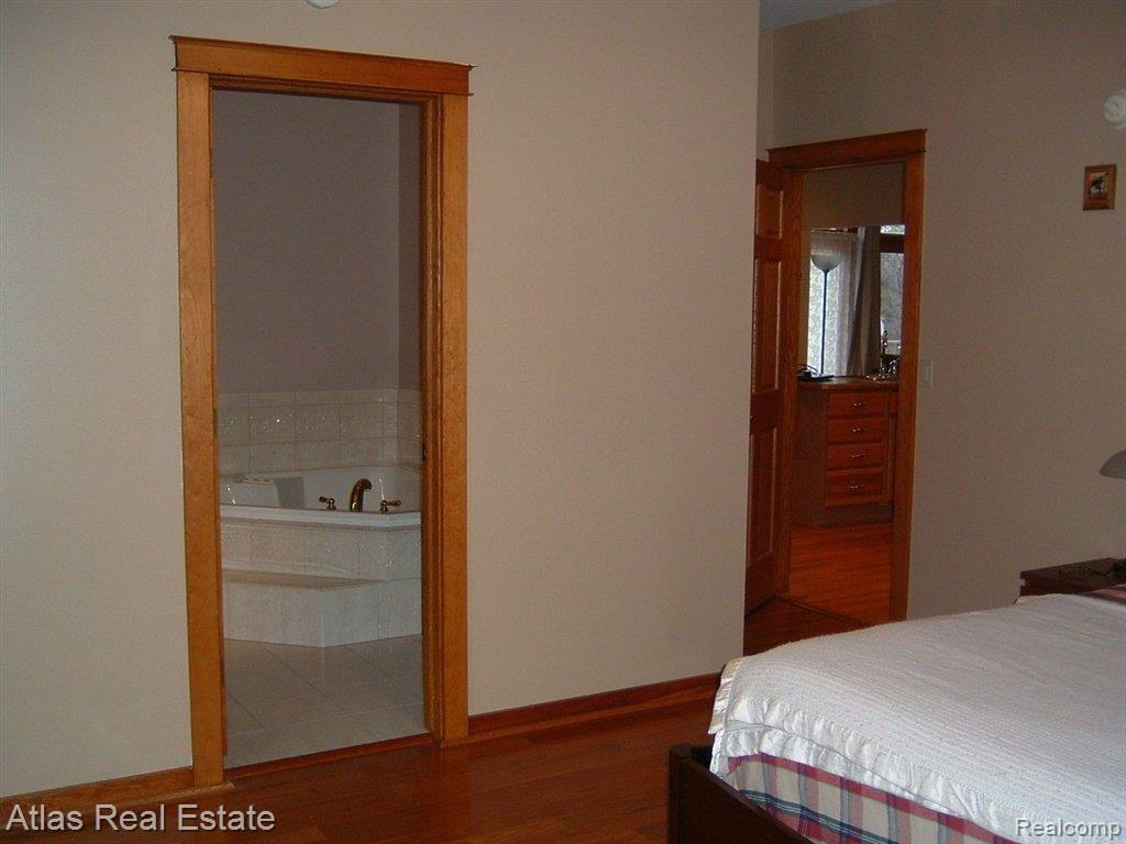 3340 South Henderson Road Davison, MI 48423 - Photo 14 of 18 Henderson 3340 Master.JPG