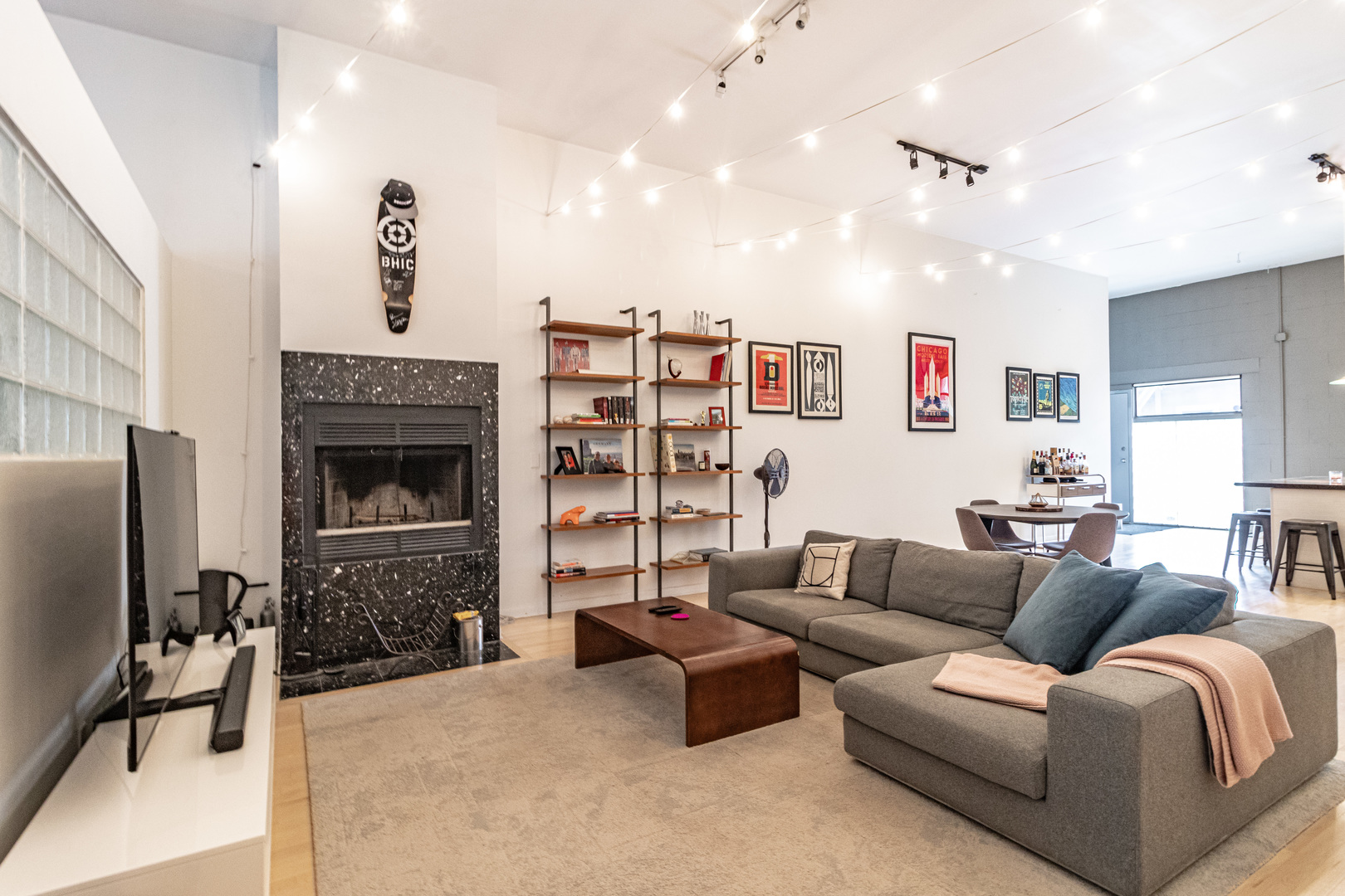 400 North Racine Avenue, Unit 110B Chicago, IL 60642 - Photo 9 of 14