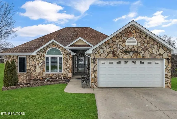 $659,900 | 407 Kahite Trail, Vonore, TN 37885