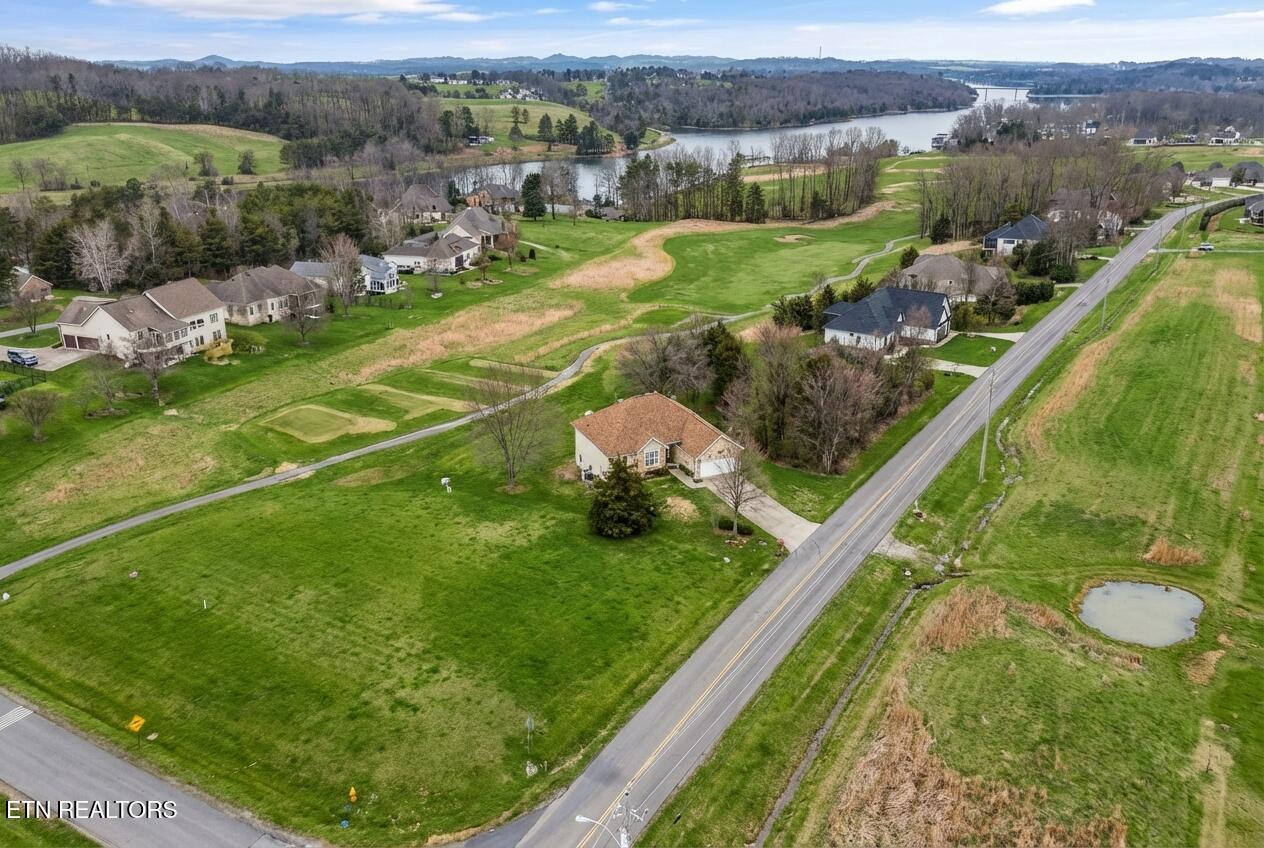 407 Kahite Trail Vonore, TN 37885 - Photo 36 of 38 407 Kahite Trail57