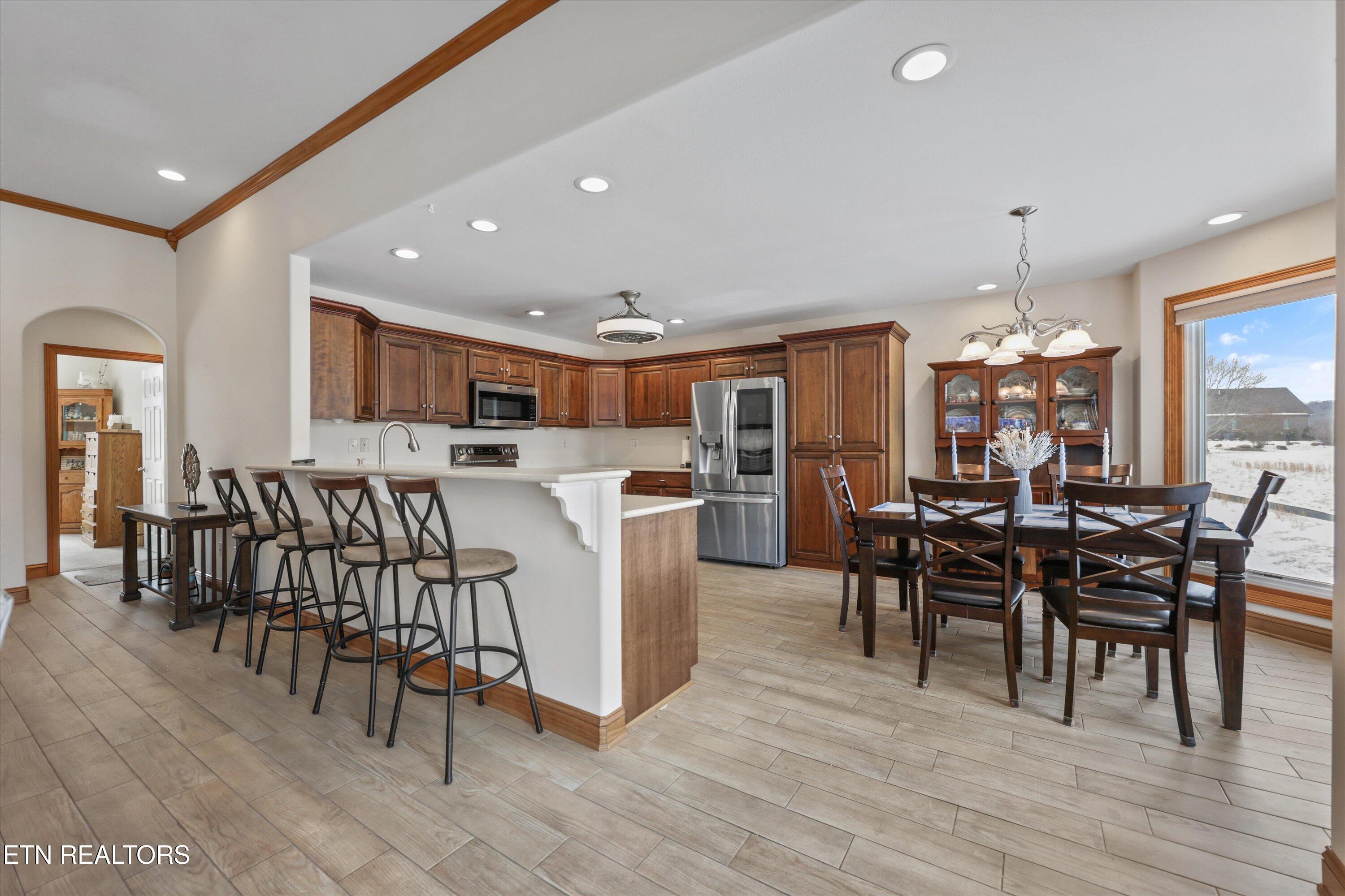 407 Kahite Trail Vonore, TN 37885 - Photo 4 of 38 kitchen/dining