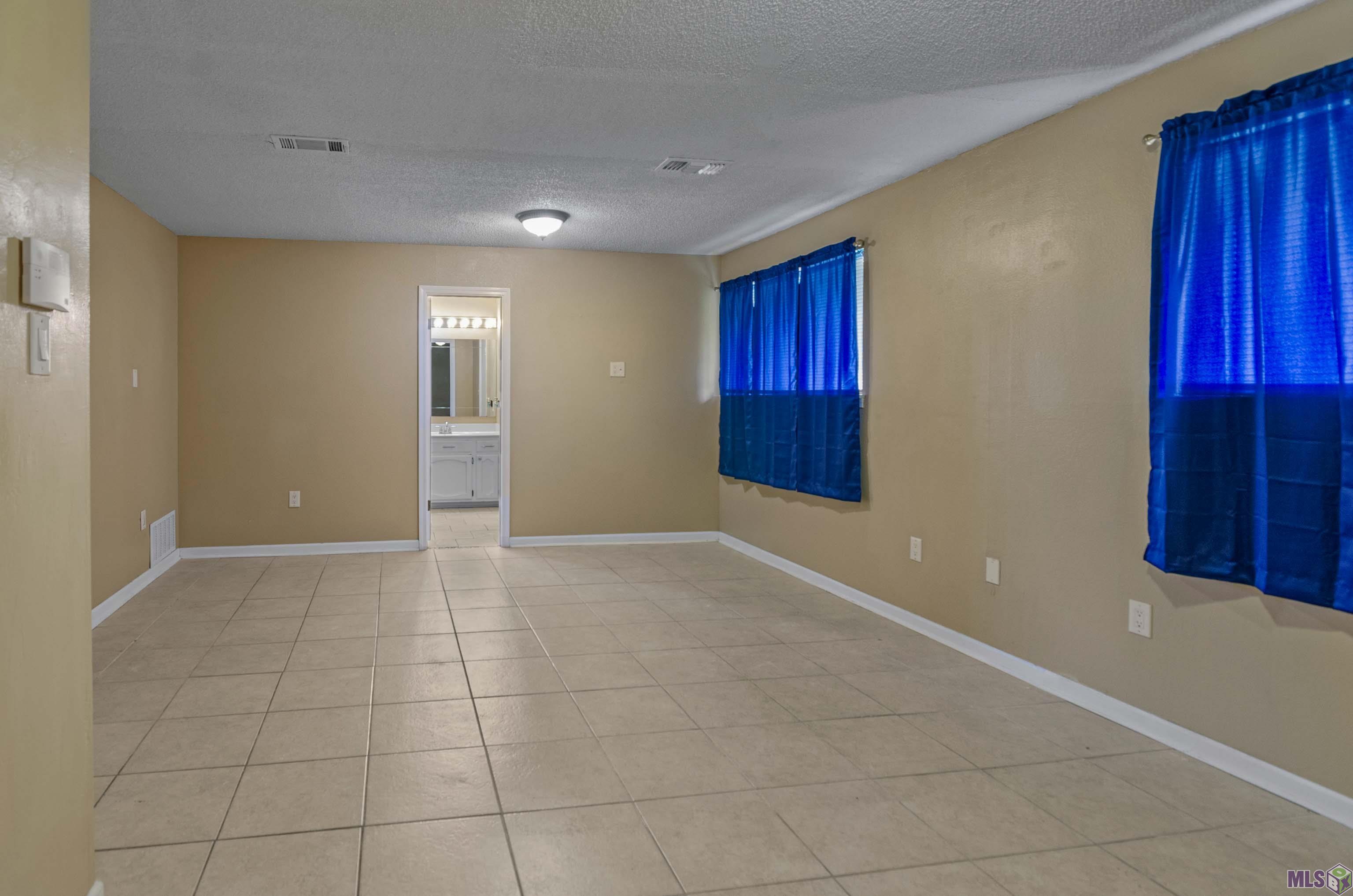 15040 7 Pines Avenue Baton Rouge, LA 70817 - Photo 10 of 18 Gallery Image 10