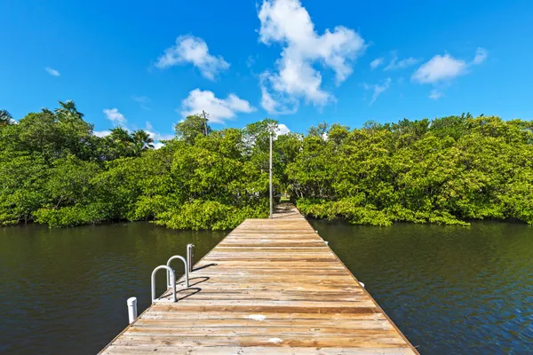 $14,000 | 602 North Atlantic Drive, Lantana, FL 33462