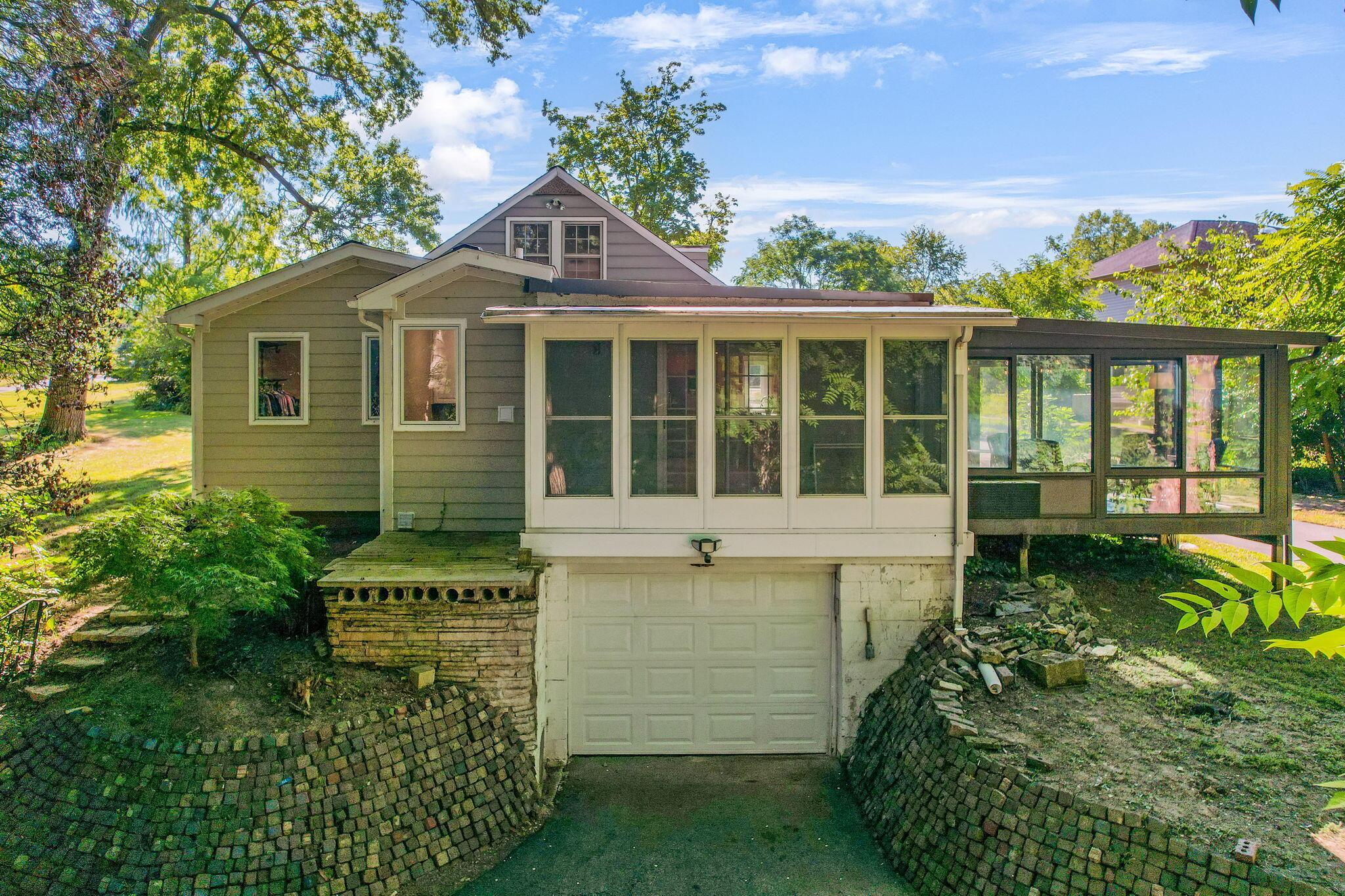 7949 Flint Road Columbus, OH 43235 - Photo 56 of 68 56-web-or-mls-DJI_0152