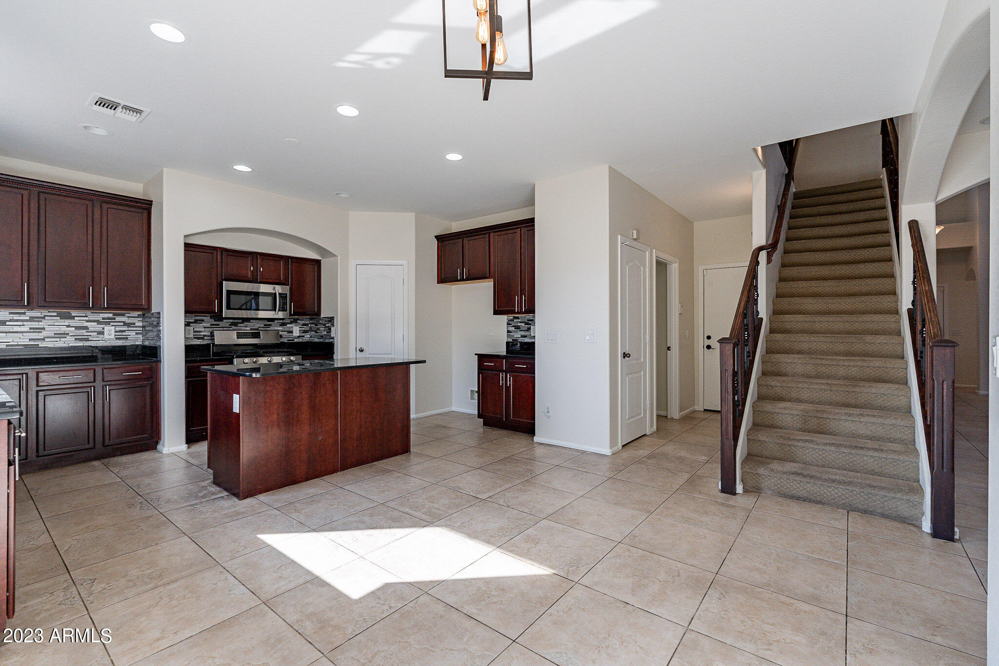 2943 East Quiet Hollow Lane Phoenix, AZ 85024 - Photo 12 of 65 12-web-or-mls-Quiet-12