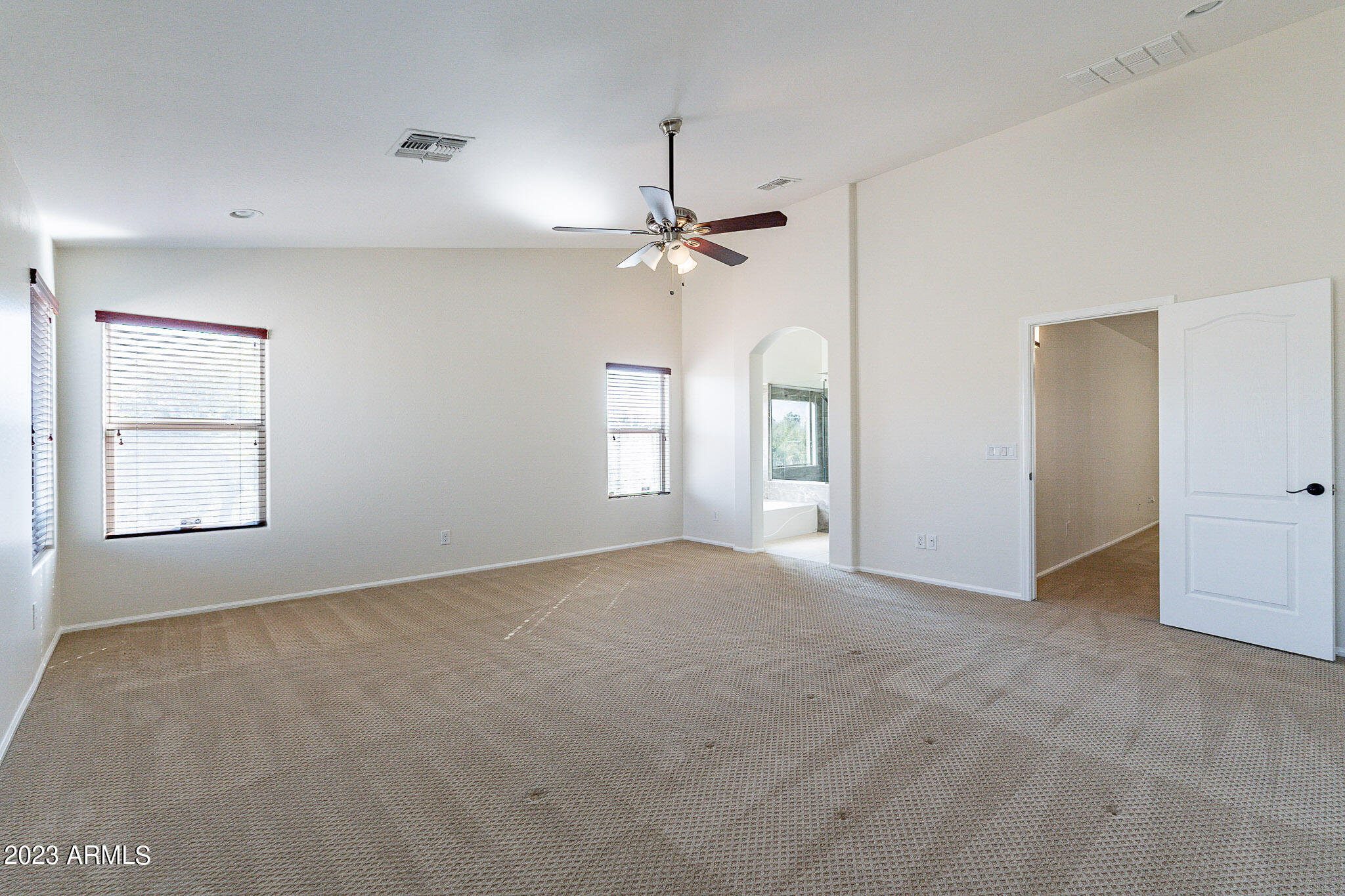 2943 East Quiet Hollow Lane Phoenix, AZ 85024 - Photo 41 of 65 41-web-or-mls-Quiet-41