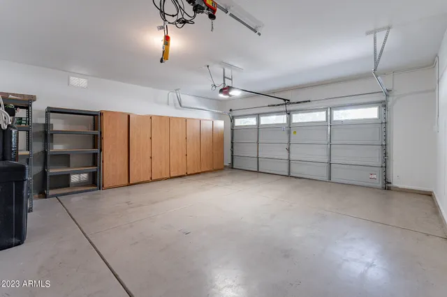 $2,695 | 2943 East Quiet Hollow Lane, Phoenix, AZ 85024