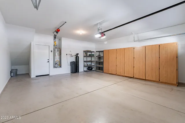 $2,695 | 2943 East Quiet Hollow Lane, Phoenix, AZ 85024