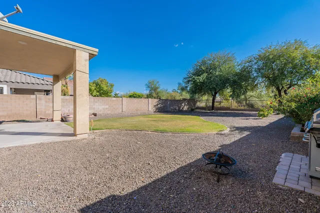 $2,695 | 2943 East Quiet Hollow Lane, Phoenix, AZ 85024