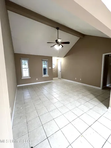 $1,375 | 6817 Red Bud Lane, Ocean Springs, MS 39564