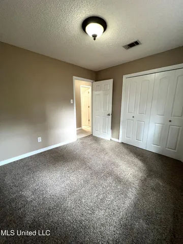 $1,375 | 6817 Red Bud Lane, Ocean Springs, MS 39564