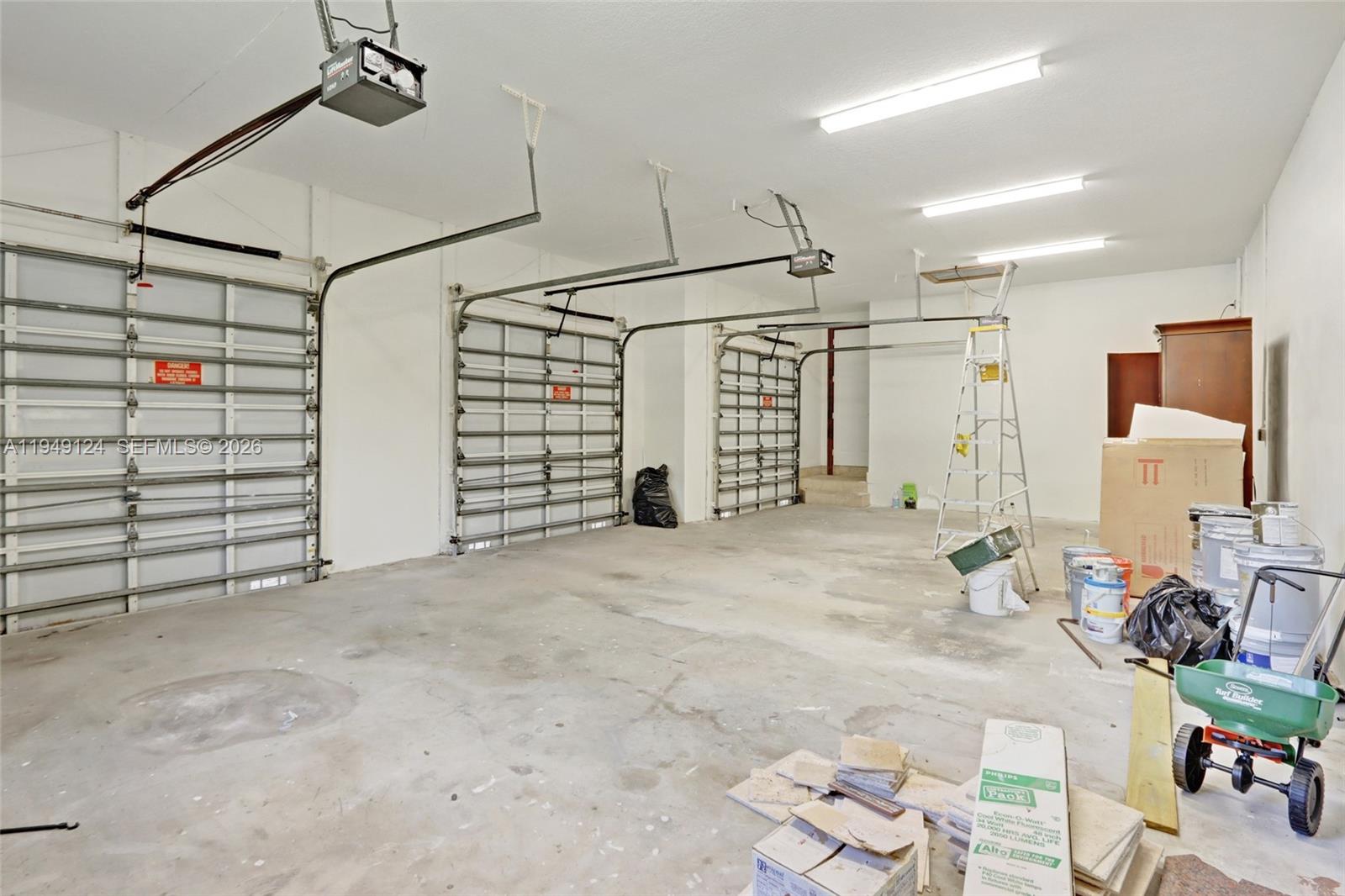 8480 Southwest 98th Street Miami, FL 33156 - Photo 57 of 59