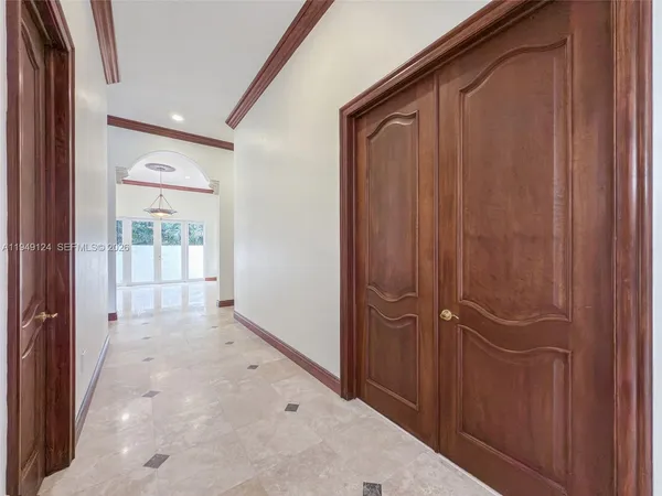 $17,900 | 8480 Southwest 98th Street, Miami, FL 33156