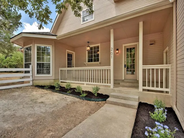 $3,150 | 201 Comanche Camp, Kyle, TX 78640