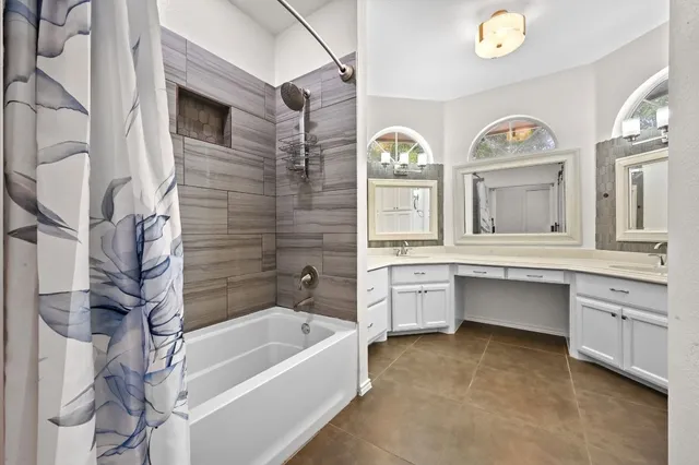 $3,150 | 201 Comanche Camp, Kyle, TX 78640