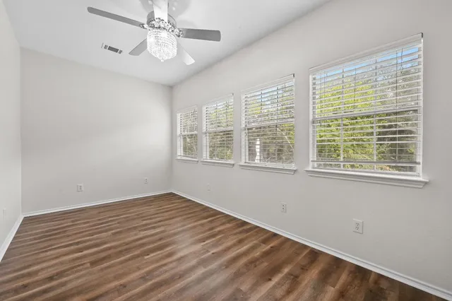 $3,150 | 201 Comanche Camp, Kyle, TX 78640