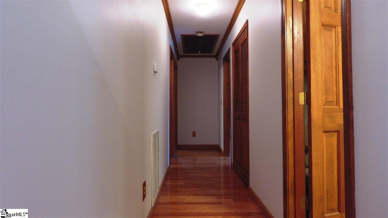 220 Raven Cliff Road Cleveland, SC 29635 - Photo 23 of 36 Gallery Image 23