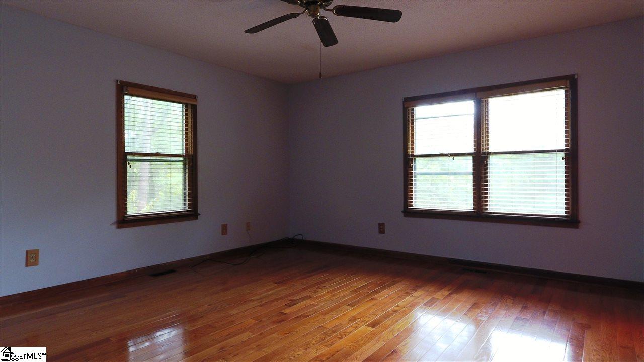 220 Raven Cliff Road Cleveland, SC 29635 - Photo 26 of 36 Gallery Image 26