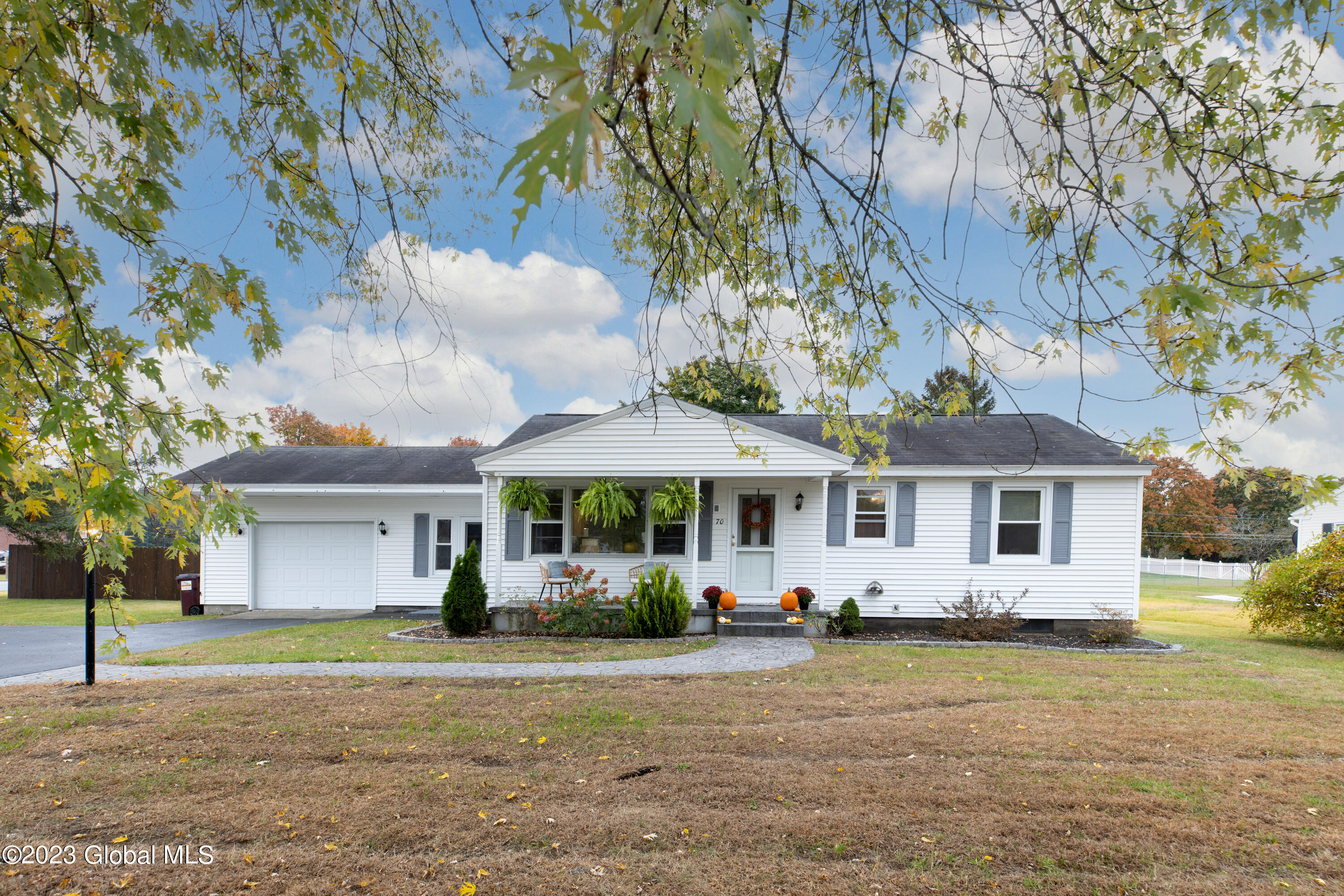 70 Bluebird Road Moreau, NY 12828 - Photo 1 of 35 Main