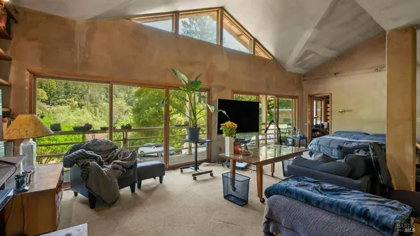 $1,299,000 | 1 Alamo Way, Lagunitas, CA 94938