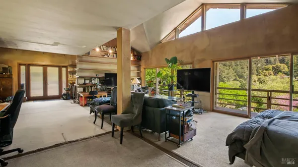 $1,299,000 | 1 Alamo Way, Lagunitas, CA 94938