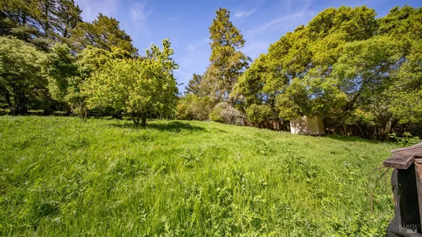 $1,299,000 | 1 Alamo Way, Lagunitas, CA 94938