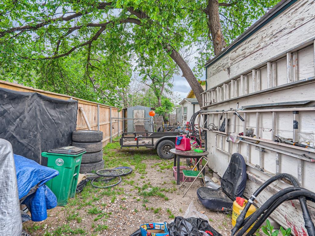 1122 Chicon Street Austin, TX 78702 - Photo 10 of 20 a view of outdoor space yard deck and patio