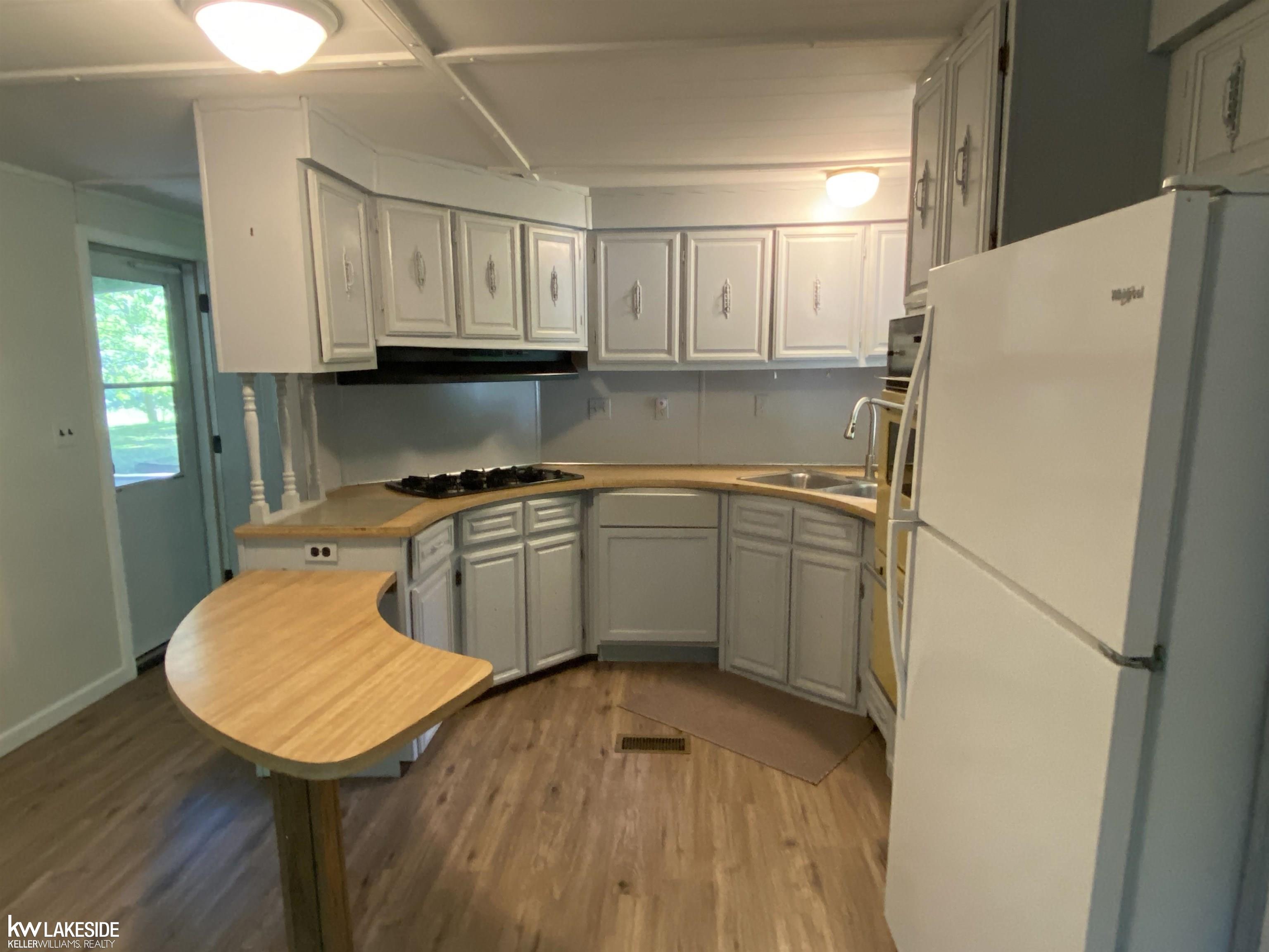 5899 Sand Road Caseville, MI 48725 - Photo 13 of 24 Gallery Image 13