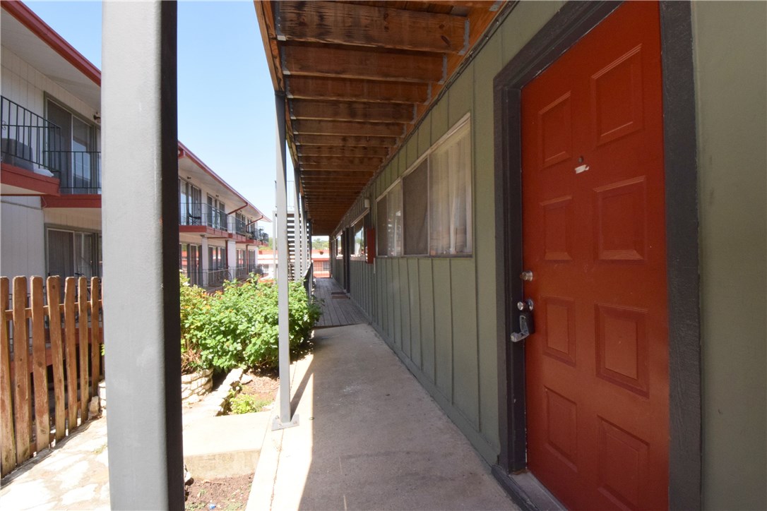 2404 Longview Street, Unit 103 Austin, TX 78705 - Photo 2 of 12 a view of a house with a hallway