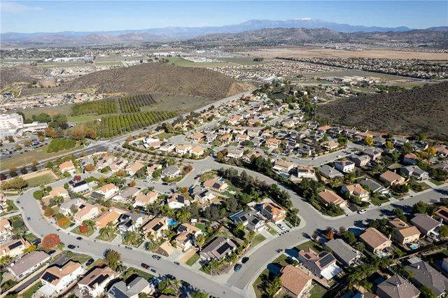 $550,000 | 27864 Maywood Bend Drive, Menifee, CA 92585