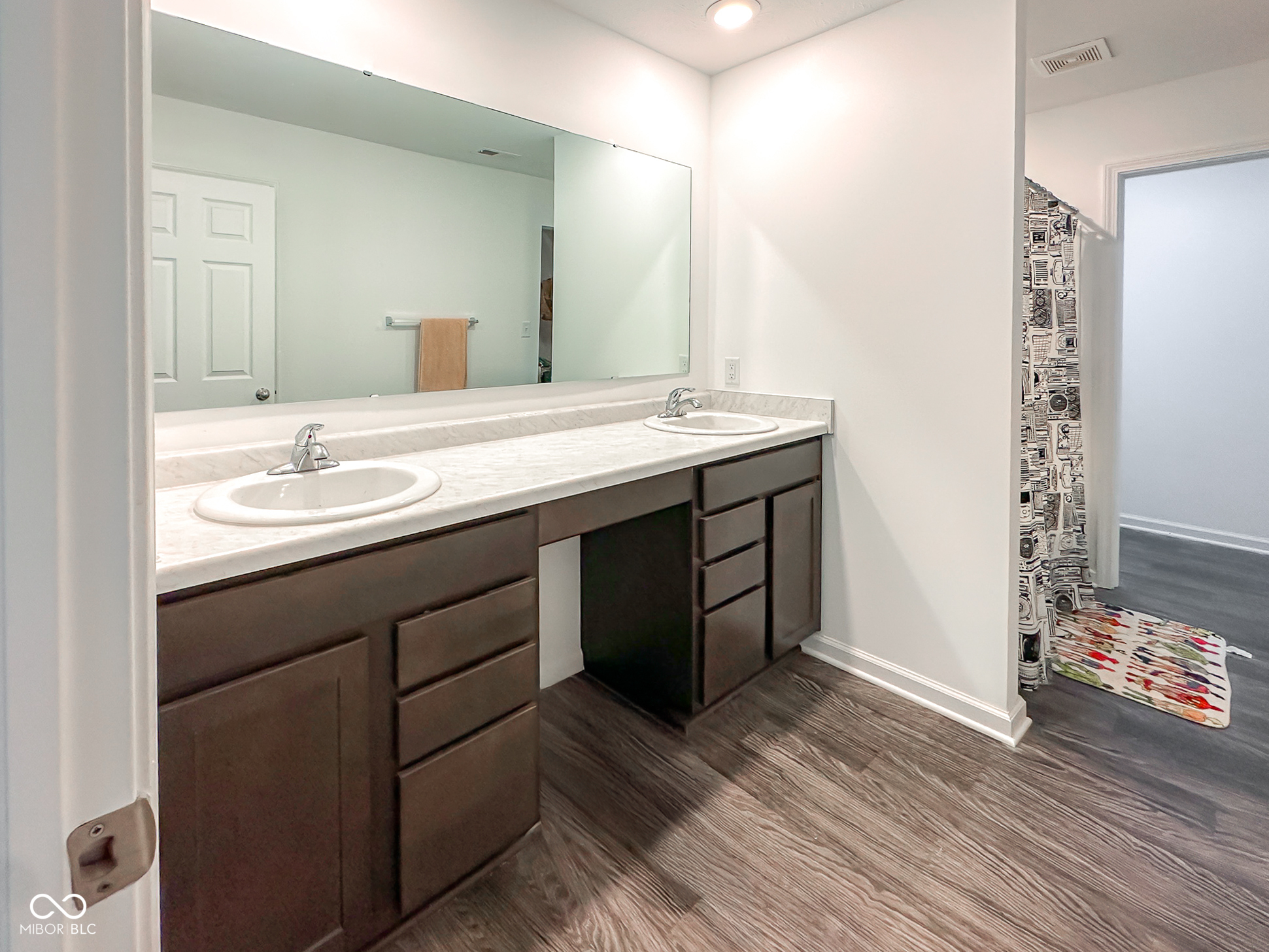 2127 Abbey Lane Columbus, IN 47201 - Photo 15 of 24