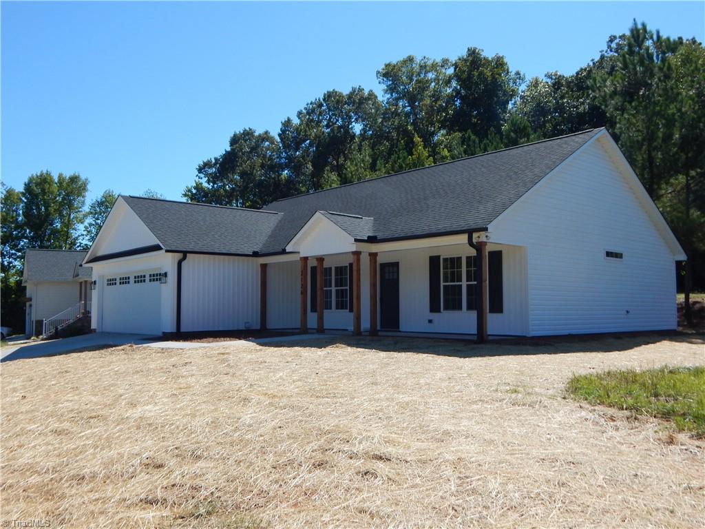 2126 Waterford Pointe Road Lexington, NC 27292 - Photo 2 of 15 Wider view from other side.