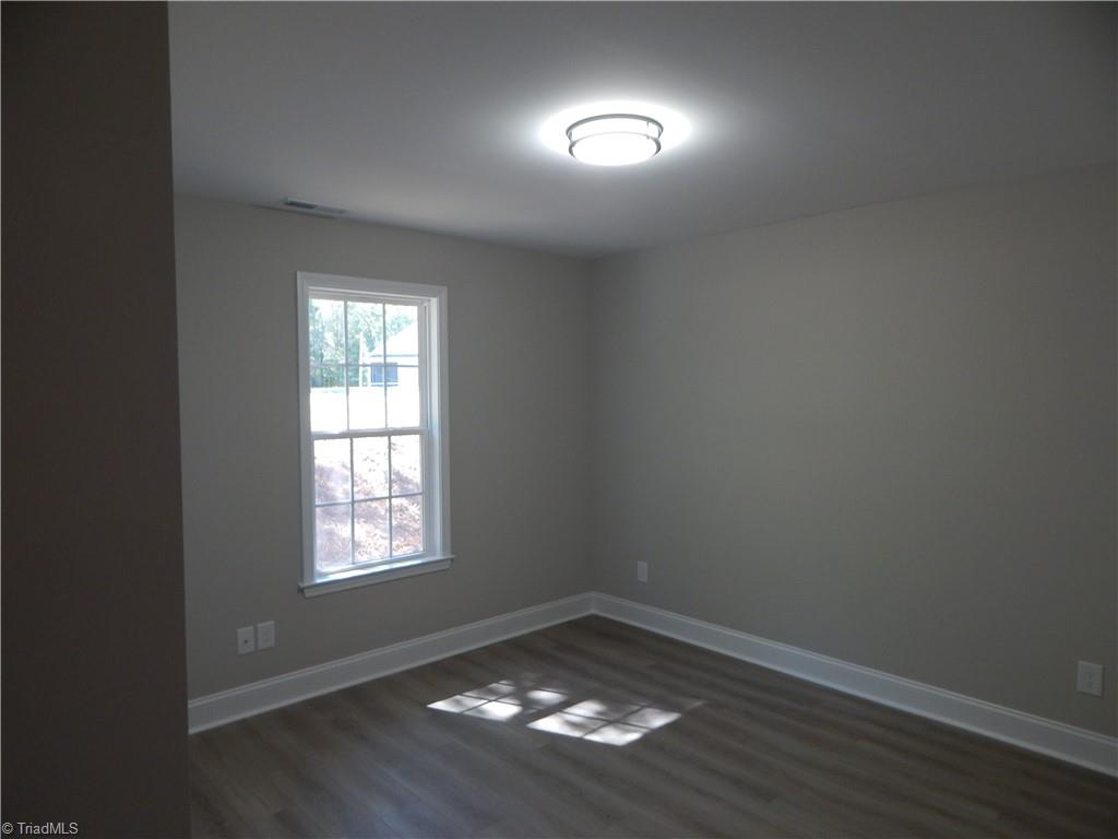 2126 Waterford Pointe Road Lexington, NC 27292 - Photo 12 of 15 3rd bedroom on rear of house.