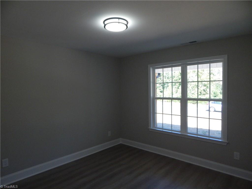 2126 Waterford Pointe Road Lexington, NC 27292 - Photo 10 of 15 Split bedroom plan -- 2nd BR on front overlooking porch.